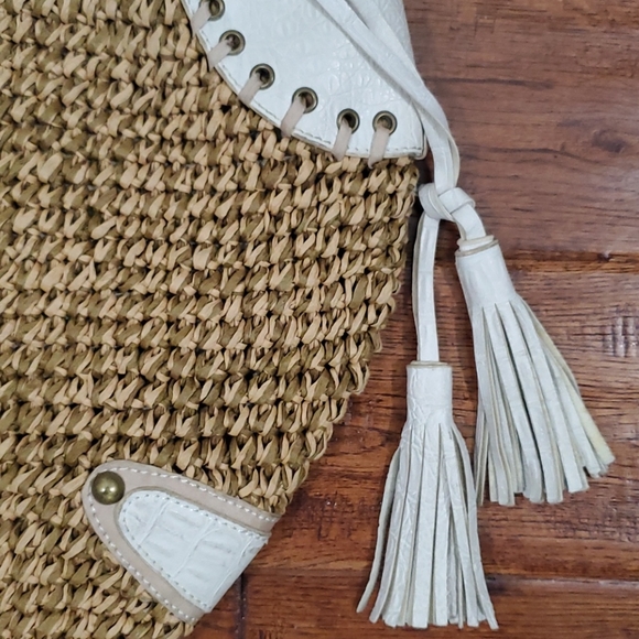 White Faux Leather & Straw Boho Shoulder Bag - Picture 5 of 15